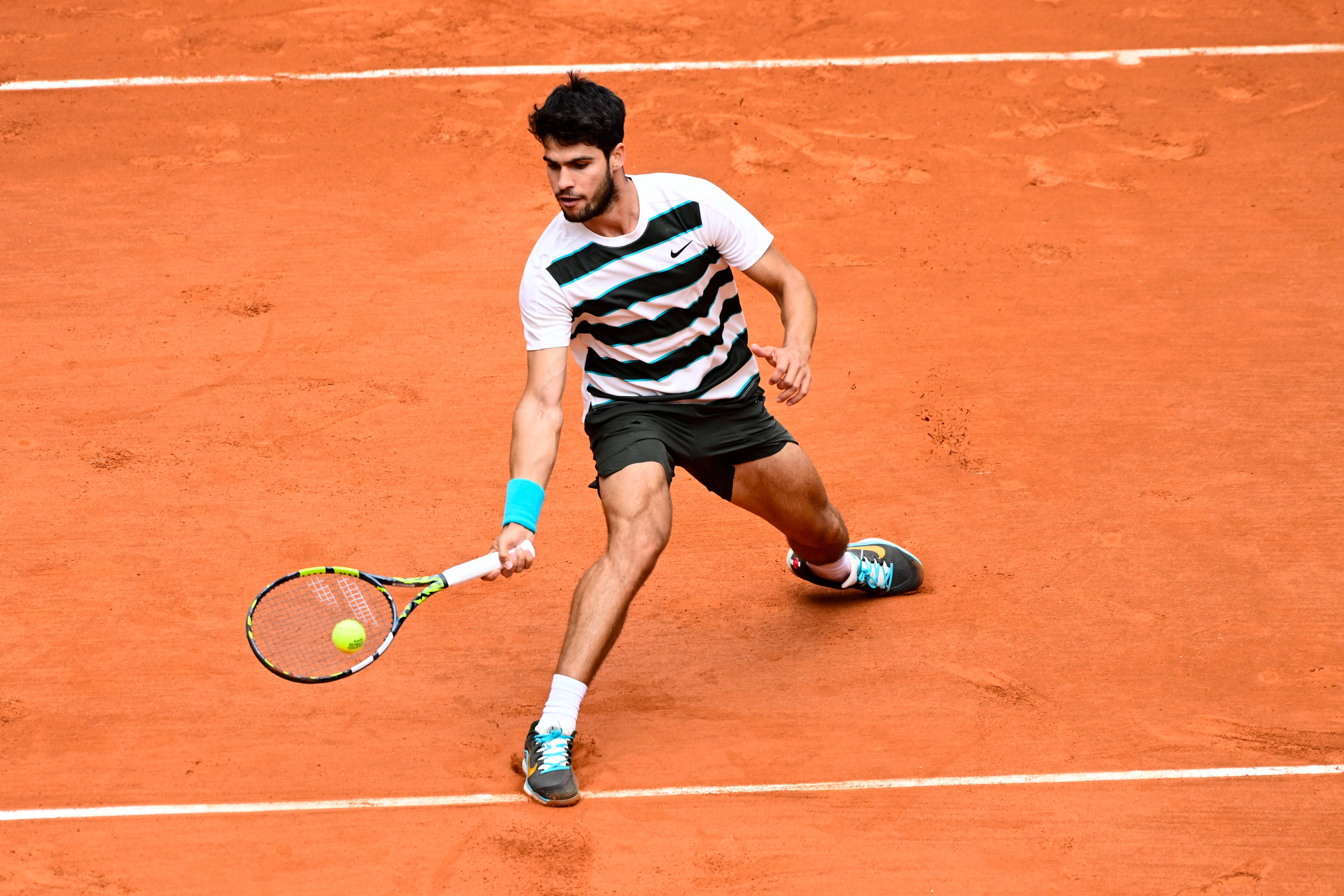 LOL英雄联盟直播-世界网球队强势法国网球队，阿尔卡拉斯关键制胜的简单介绍