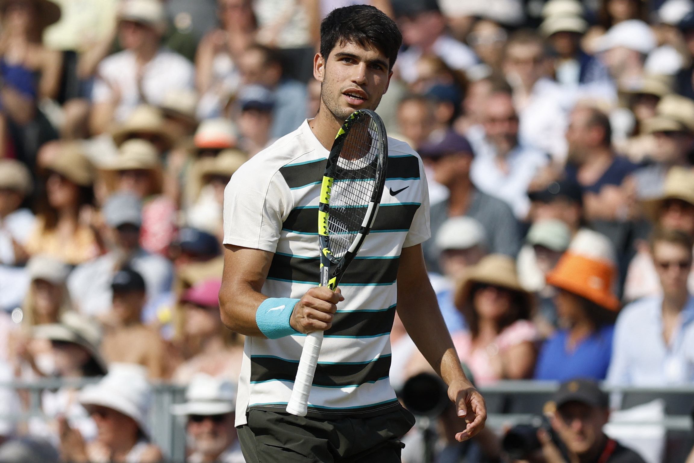 lpl竞猜-包含意大利网球队险胜英国网球队，阿尔卡拉斯制霸全场的词条