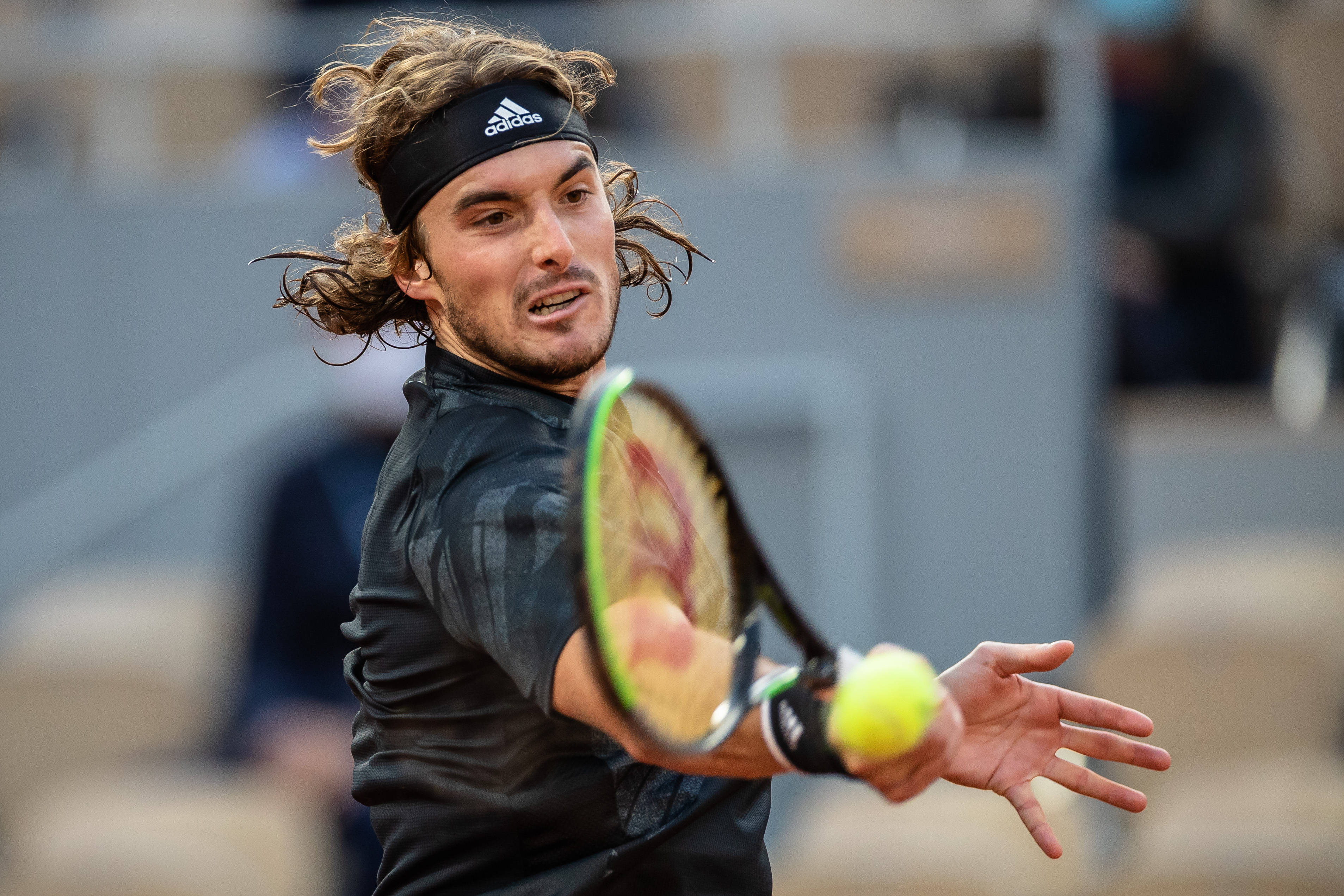 包含英国网球队血洗欧洲网球队,西西帕斯一己之力扛起全队的词条 包含英国网球队血洗欧洲网球队,西西帕斯一己之力扛起全队的词条