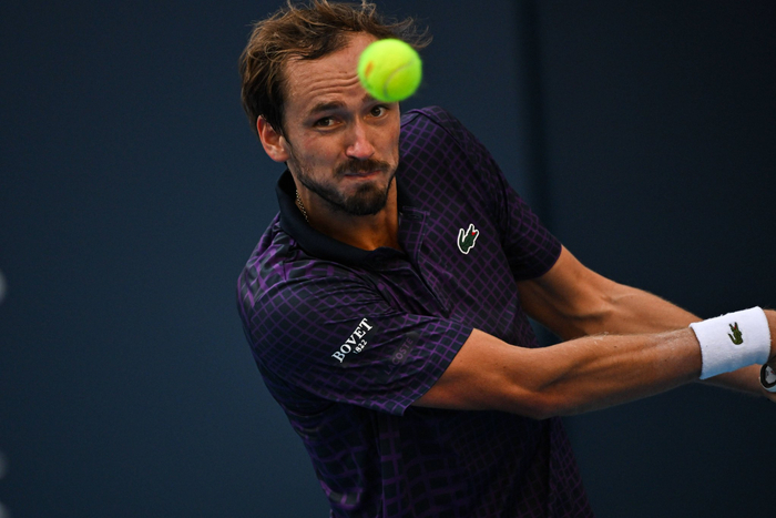 LOL电竞动态-澳大利亚网球队碾压法国网球队，梅德韦杰夫关键制胜