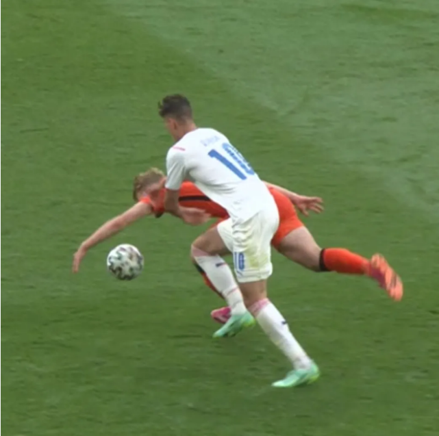 LOL英雄联盟投注竞猜-巴黎血洗丹麦，德利赫特高光表现的简单介绍