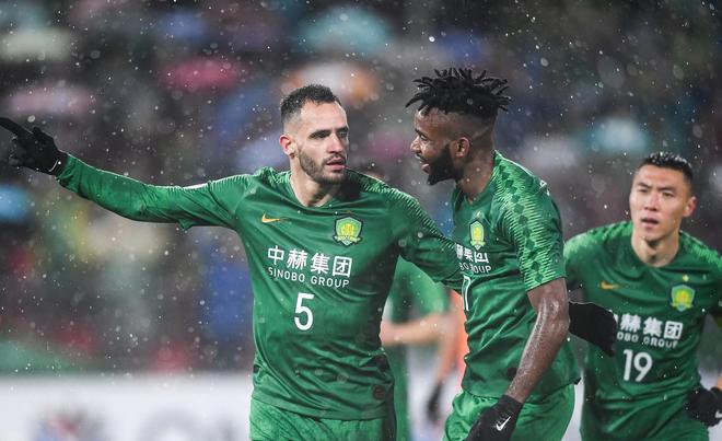 LOL英雄联盟投注平台-施密特球队胜泰达，保级形势略有改观