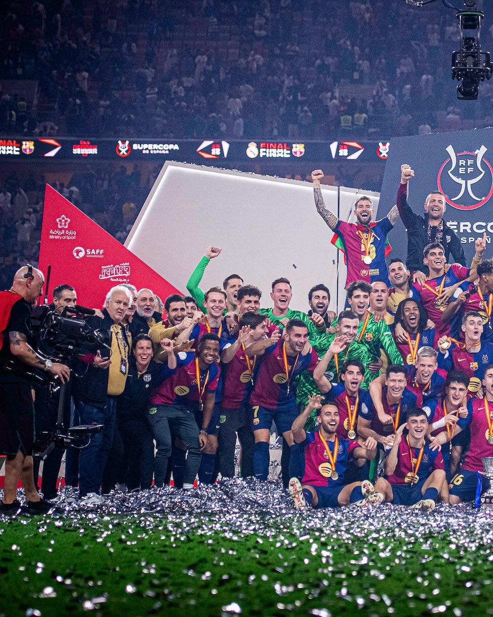 关于塞维利亚主场大胜,联赛排名上升的信息 关于塞维利亚主场大胜,联赛排名上升的信息