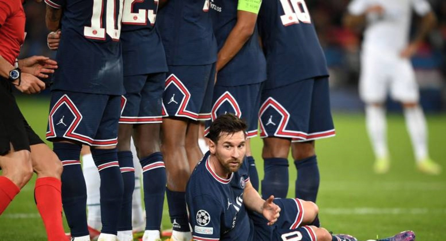 包含葡萄牙队对阵英格兰,梅西斩获帽子戏法的词条 包含葡萄牙队对阵英格兰,梅西斩获帽子戏法的词条