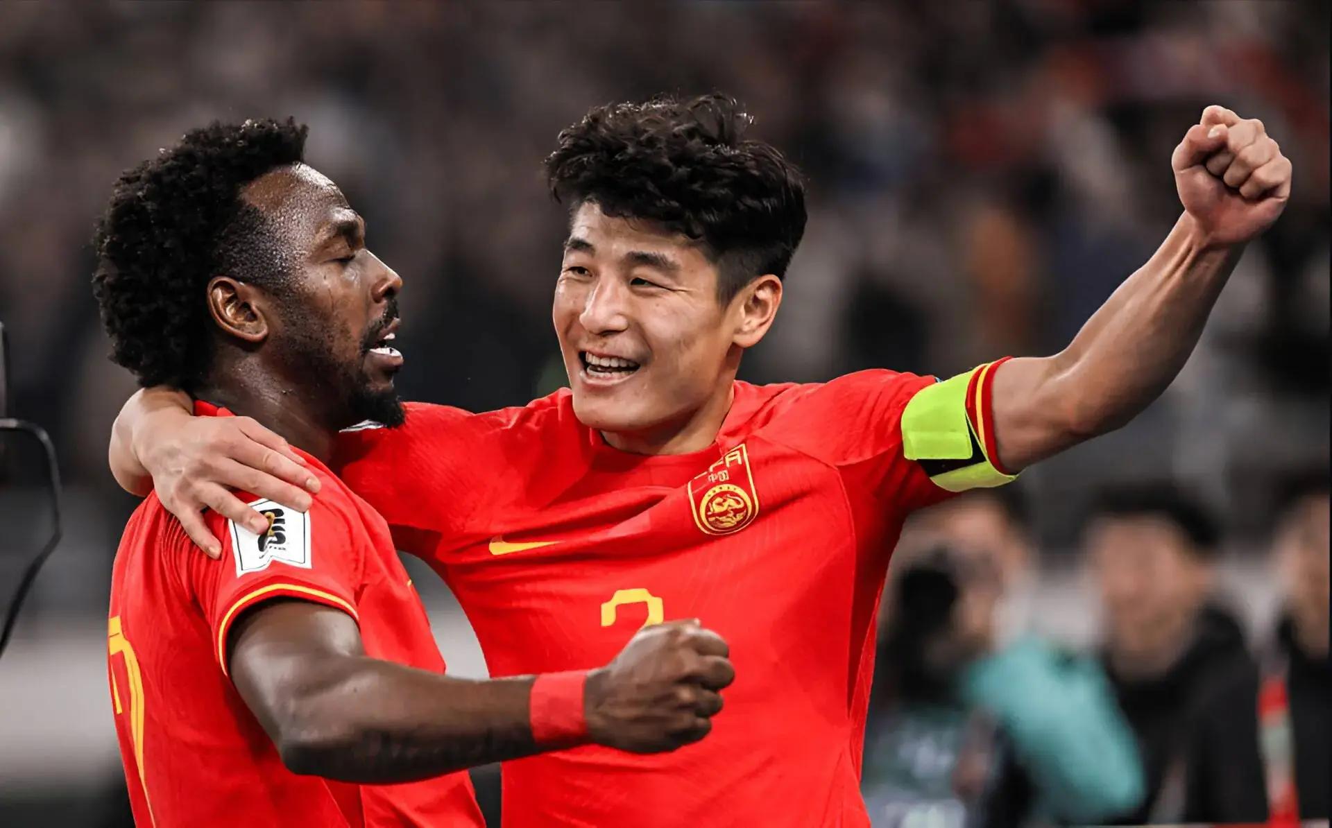 关于东亚球员在重要赛事中发挥出色的信息 关于东亚球员在重要赛事中发挥出色的信息